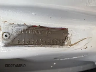 1966 Chevrolet Impala z VIN 164376R130769, wystawiony jako Copart lot #56249945 z przebiegiem 26 996 mil mil oraz Czysty tytuł • Clean title. Historia ofert i sprzedaży dostępna na DreamBid. Obrazek 10.