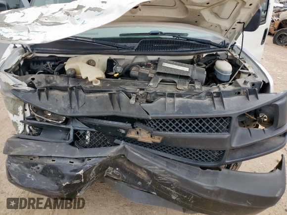 2006 Chevrolet Express Cargo z VIN 1GCGG25V861133375, wystawiony jako Copart lot #57604095 z przebiegiem 224 805 mil mil oraz Szkoda całkowita • Salvage title. Historia ofert i sprzedaży dostępna na DreamBid. Obrazek 12.
