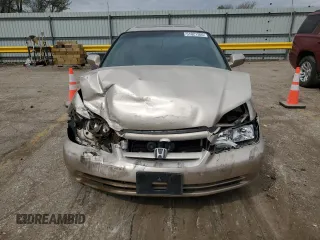 2001 Honda Accord EX z VIN 1HGCG165X1A045185, wystawiony jako Copart lot #51021305 z przebiegiem Nie podano mil oraz Szkoda całkowita • Salvage title. Historia ofert i sprzedaży dostępna na DreamBid. Obrazek 5.