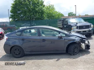 2014 Toyota Prius Four with VIN JTDKN3DUXE0368475, listed as a IAAI auction lot 42393101 with 186,108 mi miles and . Bid and sale history available at DreamBid. Image 14.