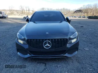 2018 Mercedes-Benz C 300 with VIN 55SWF4KB6JU259253, listed as a Copart auction lot 53642375 with 33,600 mi miles and Salvage Title. Bid and sale history available at DreamBid. Image 5.