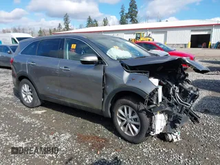 2018 Kia Sorento L with VIN 5XYPG4A33JG418543, listed as a IAAI auction lot 41745875 with 1 mi miles. Bid and sale history available at carsss.com. Image 12.