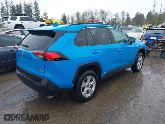 2021 Toyota RAV4 Hybrid LE with VIN 2T3MWRFV4MW117783, listed as a IAAI auction lot 41991477 with 39,675 mi miles. Bid and sale history available at carsss.com. Image 4.