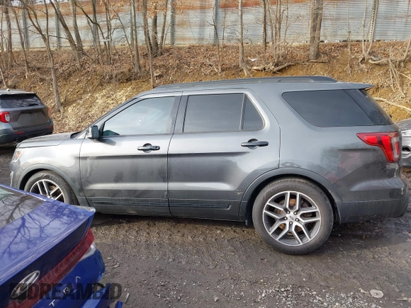 2016 Ford Explorer Sport z VIN 1FM5K8GT6GGC83628, wystawiony jako IAAI lot #41546631 z przebiegiem 85 712 mil mil oraz . Historia ofert i sprzedaży dostępna na DreamBid. Obrazek 14.