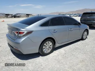 2016 Hyundai Sonata Hybrid SE with VIN KMHE24L18GA042198, listed as a Copart auction lot 61177343 with 95,810 mi miles. Bid and sale history available at carsss.com. Image 3.