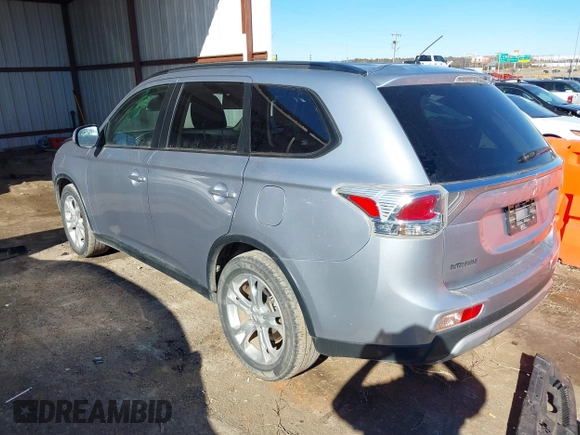 2015 Mitsubishi Outlander SE with VIN JA4AD3A34FZ011259, listed as a IAAI auction lot 41290830 with 88,147 mi miles and . Bid and sale history available at DreamBid. Image 3.