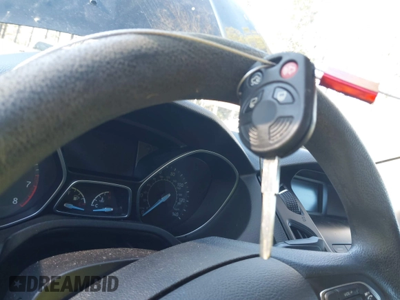 2018 Ford Focus SE with VIN 1FADP3F20JL218002, listed as a IAAI auction lot 41636952 with 90,059 mi miles and . Bid and sale history available at carsss.com. Image 11.