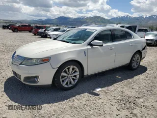 2009 Lincoln MKS z VIN 1LNHM93R69G612872, wystawiony jako Copart lot #56914465 z przebiegiem 188 593 mil mil oraz Szkoda całkowita • Salvage title. Historia ofert i sprzedaży dostępna na DreamBid. Obrazek 1.