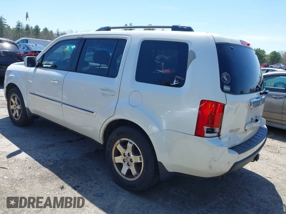 2011 Honda Pilot Touring with VIN 5FNYF4H98BB087713, listed as a IAAI auction lot 42132764 with 250,507 mi miles. Bid and sale history available at carsss.com. Image 3.