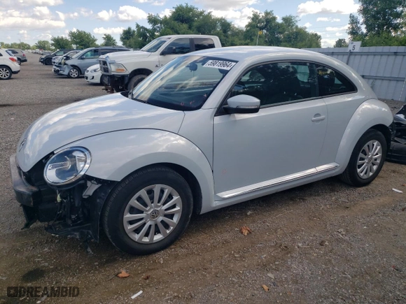 2018 Volkswagen Beetle SE with VIN 3VWJD7AT1JM717772, listed as a Copart auction lot 59819964 with 63,690 mi miles and Salvage Title. Bid and sale history available at carsss.com. Image 1.