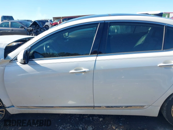 2015 Kia Cadenza Premium with VIN KNALN4D72F5171418, listed as a IAAI auction lot 41243986 with 96,495 mi miles. Bid and sale history available at carsss.com. Image 14.