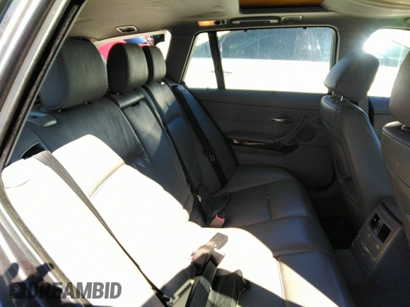 2006 BMW 3 Series 325xi with VIN WBAVT13536KW23374, listed as a IAAI auction lot 41665240 with 147,810 mi miles and . Bid and sale history available at DreamBid. Image 8.