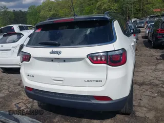 2018 Jeep Compass Limited with VIN 3C4NJDCB0JT314422, listed as a IAAI auction lot 42020523 with 41,888 mi miles and . Bid and sale history available at DreamBid. Image 16.