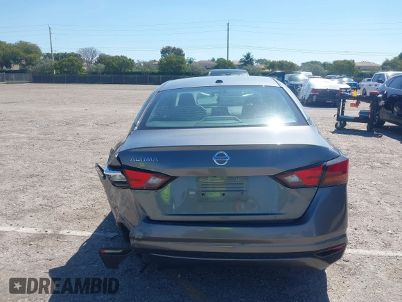 2020 Nissan Altima 2.5 S with VIN 1N4BL4BV3LC149088, listed as a IAAI auction lot 42023226 with 109,180 mi miles. Bid and sale history available at carsss.com. Image 16.