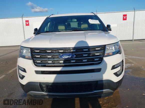 2017 Ford Explorer XLT with VIN 1FM5K8D84HGD63088, listed as a IAAI auction lot 42030137 with 101,645 mi miles and . Bid and sale history available at DreamBid. Image 12.