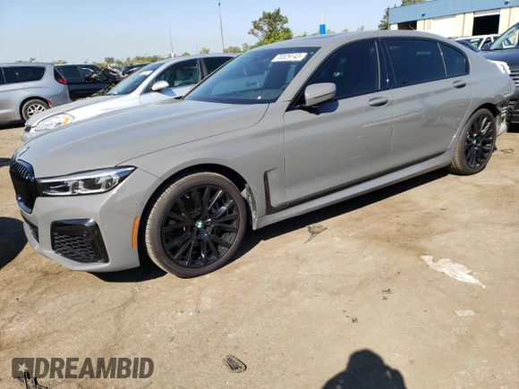 2020 BMW 7 Series 740i xDrive with VIN WBA7T4C03LCD02216, listed as a Copart auction lot 70329143 with 22,696 mi miles. Bid and sale history available at carsss.com. Image 1.