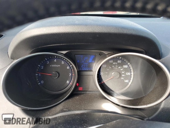2011 Hyundai Tucson Limited with VIN KM8JUCAC1BU204459, listed as a Copart auction lot 46502895 with 110,654 mi miles and Salvage Title. Bid and sale history available at DreamBid. Image 9.