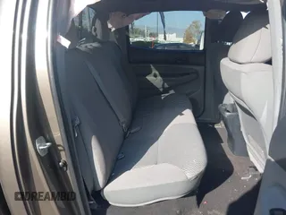 2013 Toyota Tacoma PreRunner z VIN 5TFJU4GN1DX046628, wystawiony jako IAAI lot #41216083 z przebiegiem Nie podano mil oraz . Historia ofert i sprzedaży dostępna na DreamBid. Obrazek 8.