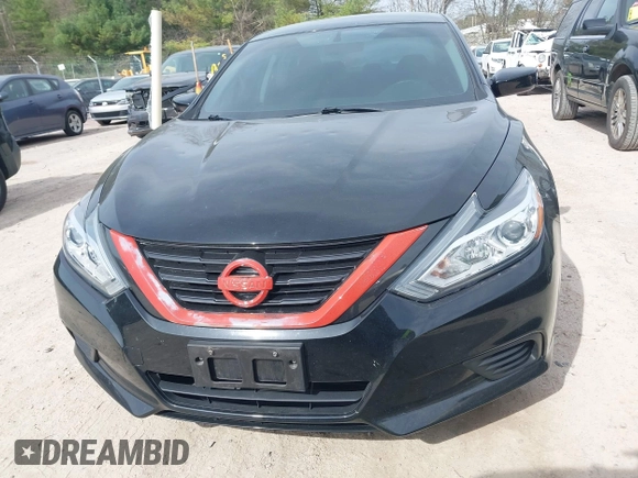 2018 Nissan Altima 2.5 S with VIN 1N4AL3AP3JC270628, listed as a IAAI auction lot 42148978 with 62,561 mi miles. Bid and sale history available at carsss.com. Image 12.