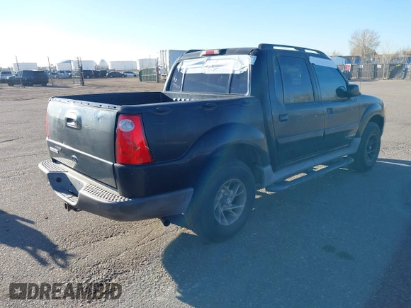 2001 Ford Explorer Sport Trac z VIN 1FMZU67E11UA21624, wystawiony jako IAAI lot #41877740 z przebiegiem 325 436 mil mil oraz . Historia ofert i sprzedaży dostępna na DreamBid. Obrazek 4.