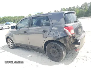 2010 Scion xD z VIN JTKKU4B46A1003686, wystawiony jako Copart lot #55091655 z przebiegiem 177 152 mil mil oraz Szkody całkowita. Historia ofert i sprzedaży dostępna na DreamBid. Obrazek 2.