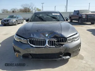2019 BMW 3 Series 330i with VIN WBA5R1C51KFH15569, listed as a Copart auction lot 49515335 with 0 mi miles and Salvage Title. Bid and sale history available at carsss.com. Image 5.