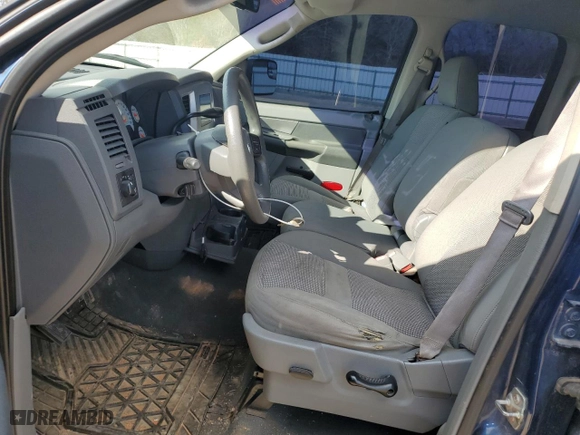 2008 Dodge Ram 1500 SLT with VIN 1D7HA18N28J212304, listed as a Copart auction lot 43375885 with 251,264 mi miles and Salvage Title. Bid and sale history available at carsss.com. Image 7.