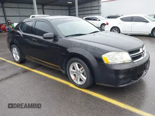 2012 Dodge Avenger SXT z VIN 1C3CDZCB5CN148000, wystawiony jako IAAI lot #42341605 z przebiegiem 154 948 mil mil oraz . Historia ofert i sprzedaży dostępna na DreamBid. Obrazek 1.