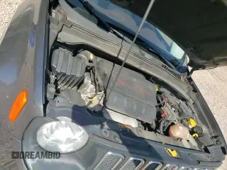 2017 Jeep Renegade Latitude с VIN ZACCJABB0HPF06125, выставлен на аукционе Copart как лот 81496605 с пробегом 101 935 миль миль и Списание • Salvage title. История ставок и продаж доступна на DreamBid. Изображение 15.