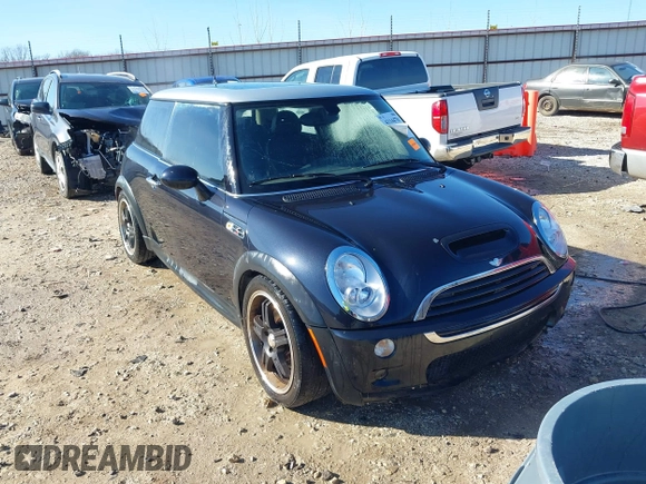 2006 MINI Hardtop S with VIN WMWRE33546TJ34712, listed as a IAAI auction lot 41144701 with 230,006 mi miles and . Bid and sale history available at DreamBid. Image 1.