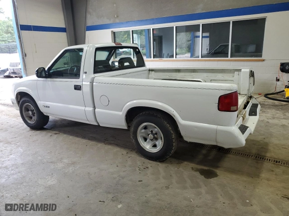 1996 Chevrolet S-10 with VIN 1GCCS1445T8200999, listed as a Copart auction lot 73458394 with 120,144 mi miles and Salvage Title. Bid and sale history available at carsss.com. Image 2.