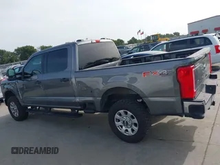 2024 Ford F-250 XL with VIN 1FT7W2BT5RED57884, listed as a IAAI auction lot 42605362 with 37,644 mi miles and . Bid and sale history available at DreamBid. Image 14.