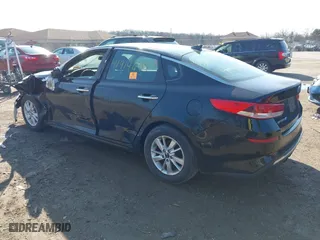 2019 Kia Optima LX with VIN 5XXGT4L30KG279244, listed as a IAAI auction lot 41914693 with 1 mi miles. Bid and sale history available at carsss.com. Image 3.