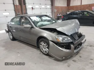 2006 Nissan Altima 2.5 with VIN 1N4AL11D86N410811, listed as a IAAI auction lot 42464214 with 236,703 mi miles and . Bid and sale history available at DreamBid. Image 1.