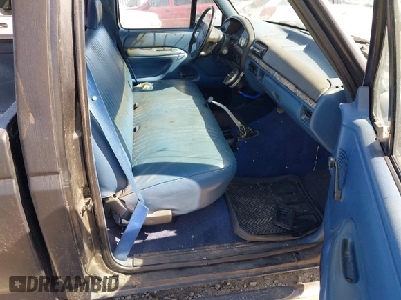 1994 Ford F-150 with VIN 1FTDF15Y6RNA30205, listed as a IAAI auction lot 41995595 with Not provided miles and . Bid and sale history available at DreamBid. Image 5.