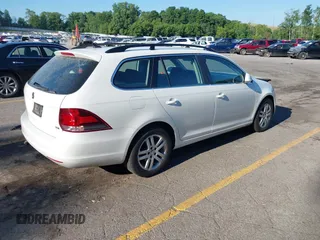 2013 Volkswagen Jetta TDI с VIN 3VWPL7AJ8DM662365, выставлен на аукционе IAAI как лот 42654920 с пробегом 145 785 миль миль и . История ставок и продаж доступна на DreamBid. Изображение 4.