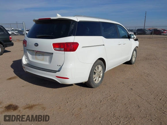 2016 Kia Sedona LX with VIN KNDMB5C18G6142343, listed as a IAAI auction lot 41889625 with 95,001 mi miles. Bid and sale history available at carsss.com. Image 4.