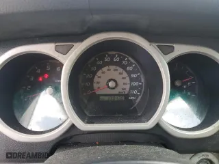 2004 Toyota 4Runner SR5 with VIN JTEZU14RX48021578, listed as a Copart auction lot 52106465 with 330,430 mi miles and Clean Title. Bid and sale history available at carsss.com. Image 9.