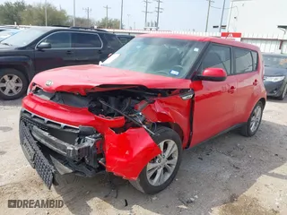 2016 Kia Soul + with VIN KNDJP3A53G7840318, listed as a IAAI auction lot 41802076 with 133,884 mi miles. Bid and sale history available at carsss.com. Image 17.