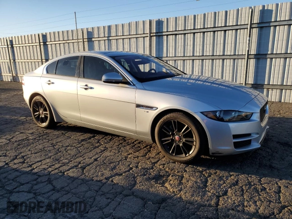 2018 Jaguar XE with VIN SAJAD4FN3JCP25046, listed as a Copart auction lot 88505285 with 55,128 mi miles and Clean Title. Bid and sale history available at DreamBid. Image 4.