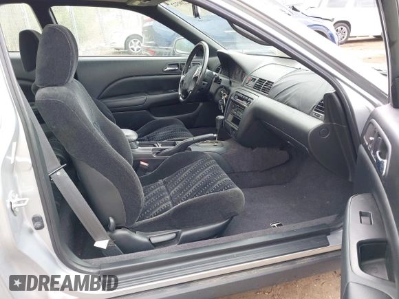 2001 Honda Prelude with VIN JHMBB62481C005533, listed as a IAAI auction lot 42200322 with 85,394 mi miles and . Bid and sale history available at DreamBid. Image 5.