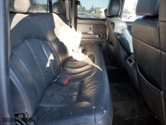 2000 Chevrolet Silverado 1500 LS with VIN 1GCEK19T6YE127546, listed as a Copart auction lot 41889855 with 279,517 mi miles and Salvage Title. Bid and sale history available at carsss.com. Image 10.
