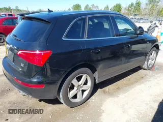 2012 Audi Q5 3.2L Premium Plus with VIN WA1DKAFP3CA071854, listed as a IAAI auction lot 41715296 with 175,634 mi miles. Bid and sale history available at carsss.com. Image 4.