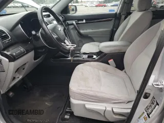 2014 Kia Sorento LX with VIN 5XYKT3A6XEG479517, listed as a Copart auction lot 86304724 with 138,067 mi miles and Clean Title. Bid and sale history available at carsss.com. Image 7.