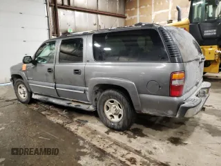 2001 Chevrolet Suburban LS with VIN 3GNFK16T81G111623, listed as a Copart auction lot 43782935 with 302,353 mi miles and Non Repairable. Bid and sale history available at carsss.com. Image 2.
