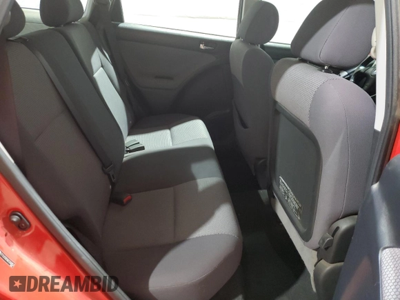 2006 Toyota Matrix STD z VIN 2T1LR32E06C556952, wystawiony jako Copart lot #52810305 z przebiegiem 194 743 mil mil oraz Czysty tytuł • Clean title. Historia ofert i sprzedaży dostępna na DreamBid. Obrazek 10.