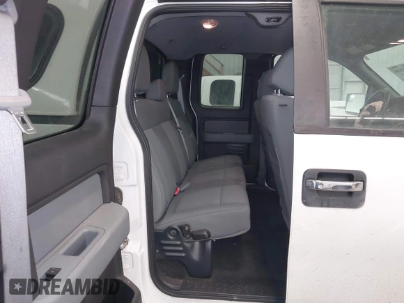 2014 Ford F-150 XL with VIN 1FTFX1ET9EFA62502, listed as a IAAI auction lot 41575300 with 123,698 mi miles and . Bid and sale history available at DreamBid. Image 8.