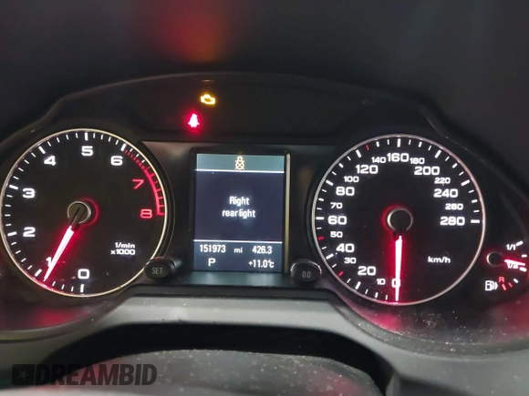 2015 Audi Q5 Progressiv with VIN WA1LFCFP8FA083935, listed as a IAAI auction lot 41822879 with 151,973 mi miles and . Bid and sale history available at DreamBid. Image 7.