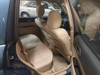 2007 Subaru Forester X w/Premium Pkg with VIN JF1SG65687G716673, listed as a IAAI auction lot 41539553 with 186,870 mi miles. Bid and sale history available at carsss.com. Image 8.