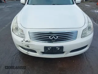 2009 Infiniti G37 Journey with VIN JNKCV61E09M305045, listed as a IAAI auction lot 41765352 with 174,390 mi miles and . Bid and sale history available at carsss.com. Image 6.